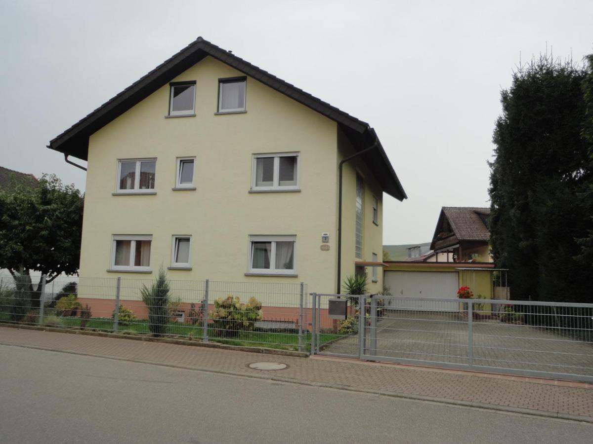 Ferienwohnung Toska Pfaffenweiler Екстериор снимка